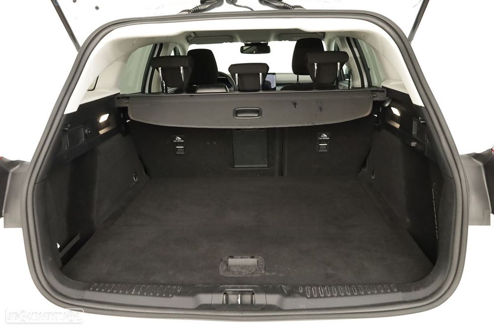Ford Focus SW 1.0 EcoBoost MHEV Active X - 23