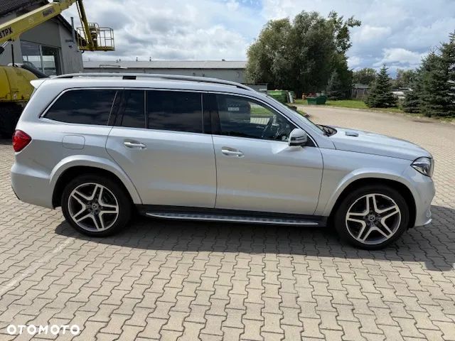 Mercedes-Benz GLS 350 d 4Matic 9G-TRONIC AMG Line - 2
