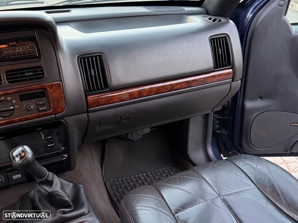 Jeep Grand Cherokee 2.5 TD Official - 17