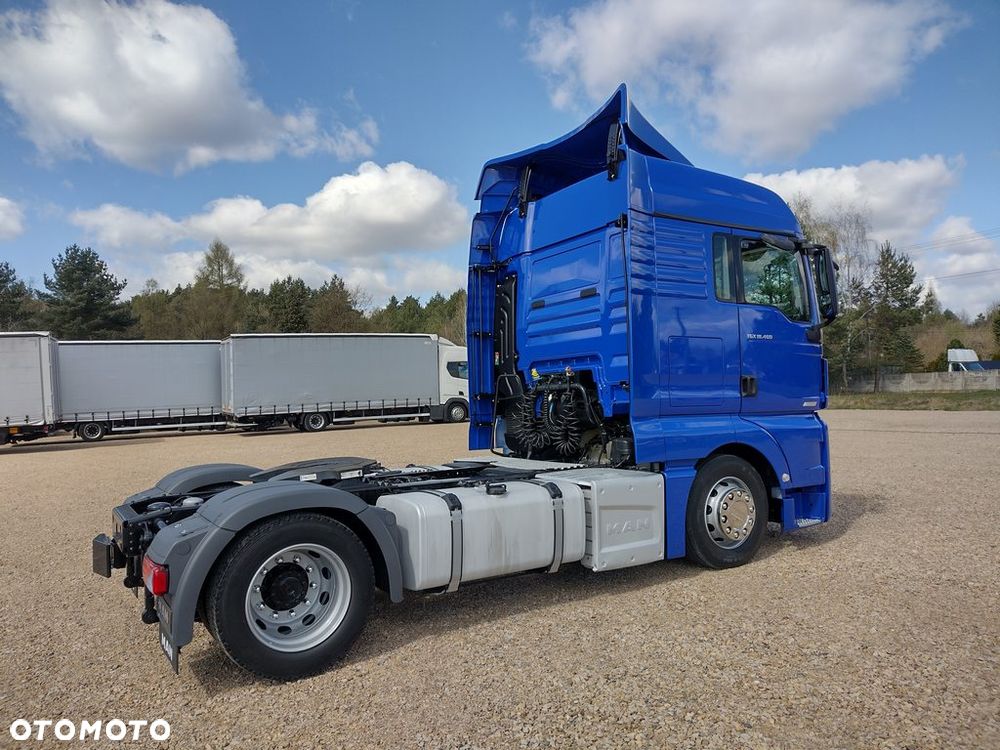 MAN TGX 18.460 Low Deck Mega - 12