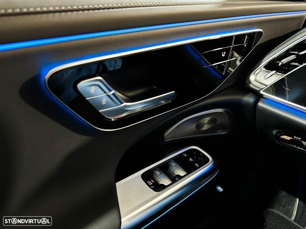Mercedes-Benz E 300 de AMG Line 4Matic - 48