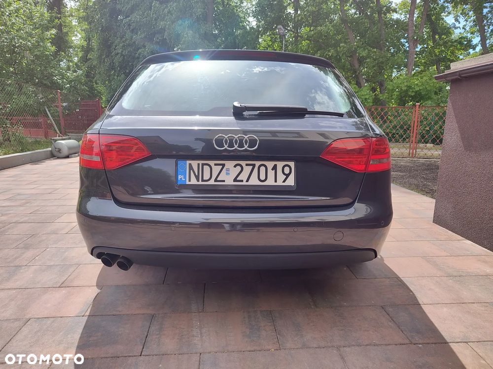 Audi A4 Avant 2.0 TDI e DPF Ambiente - 9