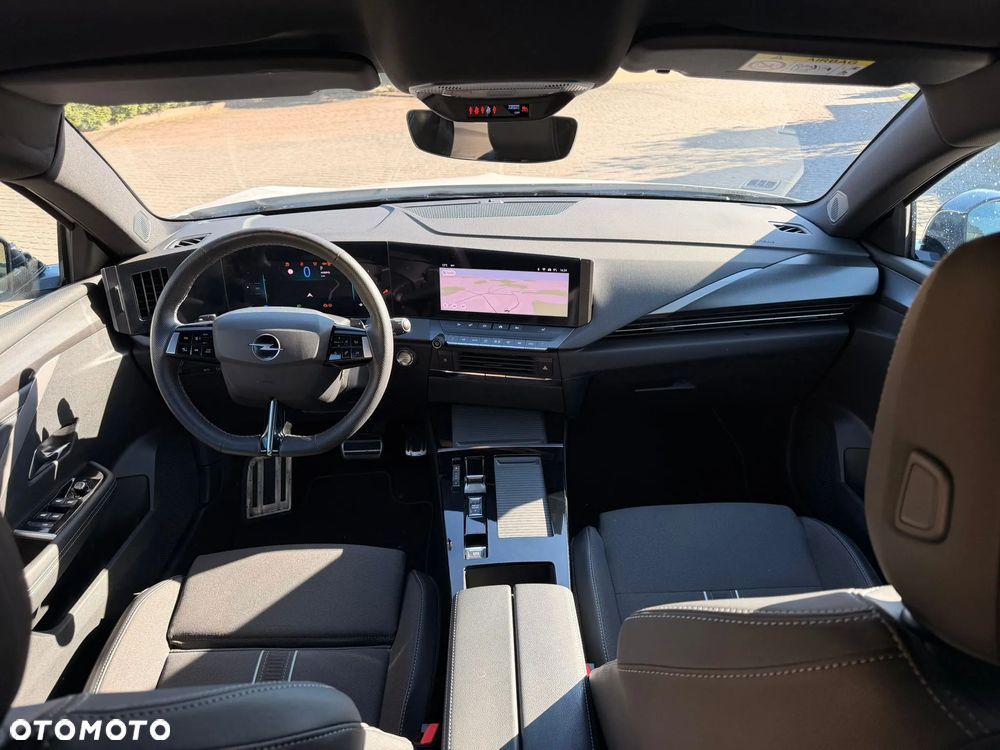 Opel Astra 1.6 T Plug-in Hybrid GS - 6