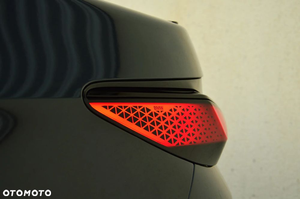 BMW Seria 7 740d xDrive mHEV Individual Edition sport - 12