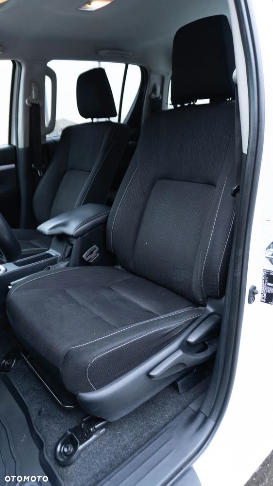 Toyota Hilux 2.4 D-4D Double Cab SR5 4x4 - 6