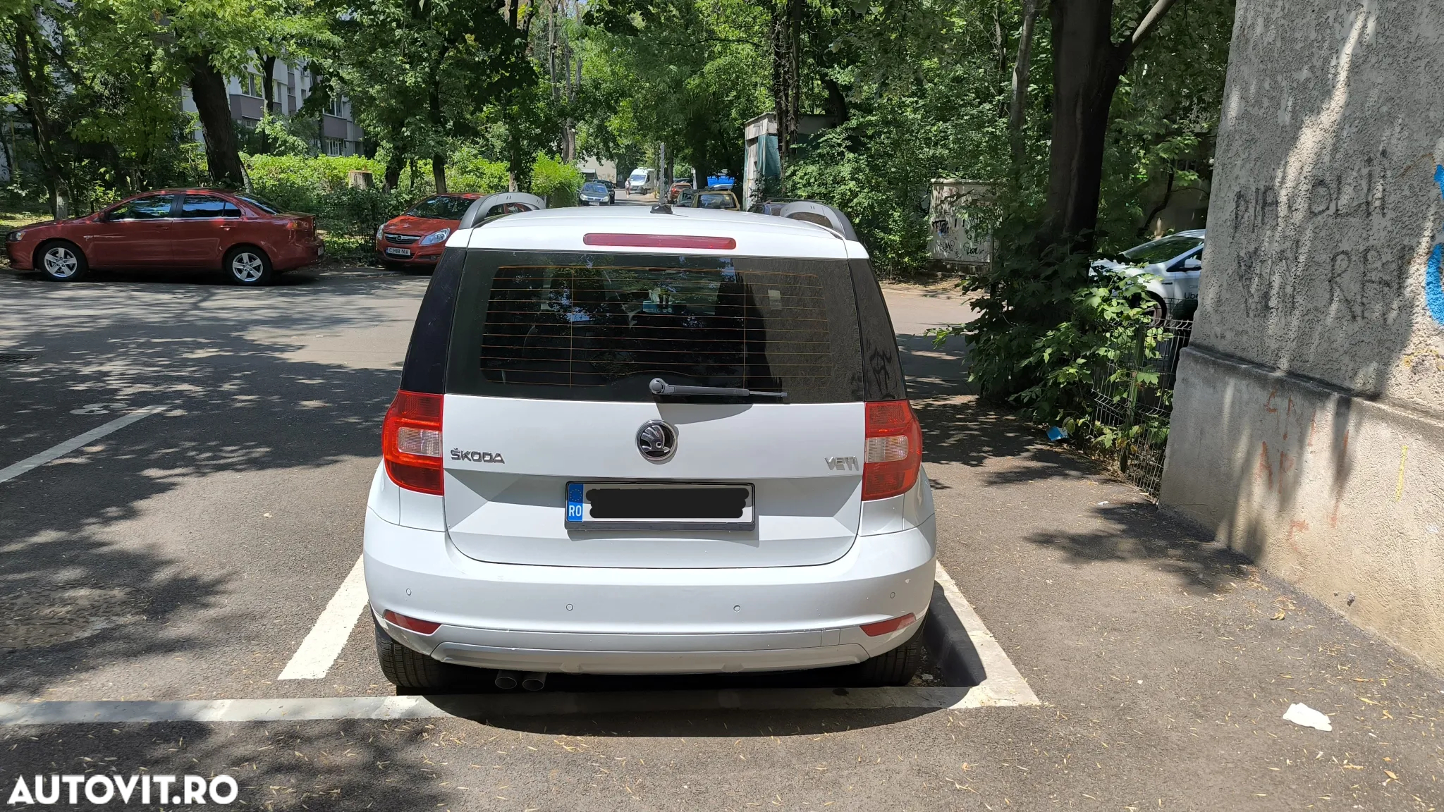 Skoda Yeti 2.0 TDI Active 4x2 - 9