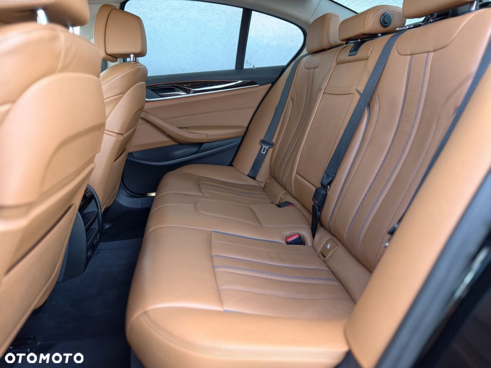 BMW Seria 5 520d xDrive MHEV Luxury Line - 16