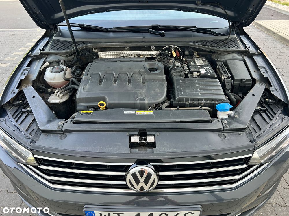 Volkswagen Passat 2.0 TDI Business DSG - 41