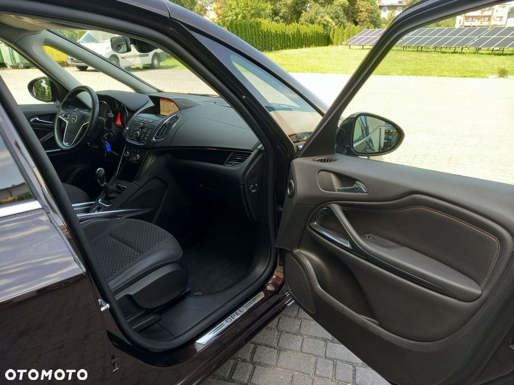 Opel Zafira Tourer 1.4 Turbo Business Innovation - 21