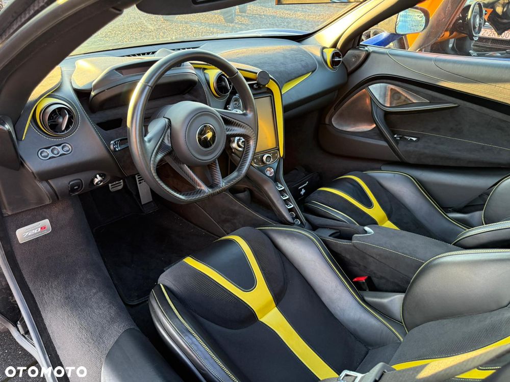 McLaren 720S Coupe Standard - 22