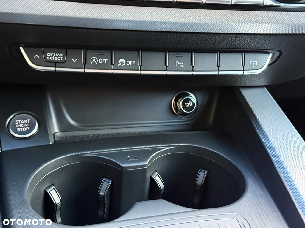 Audi A4 Avant 40 TDI S tronic sport - 40