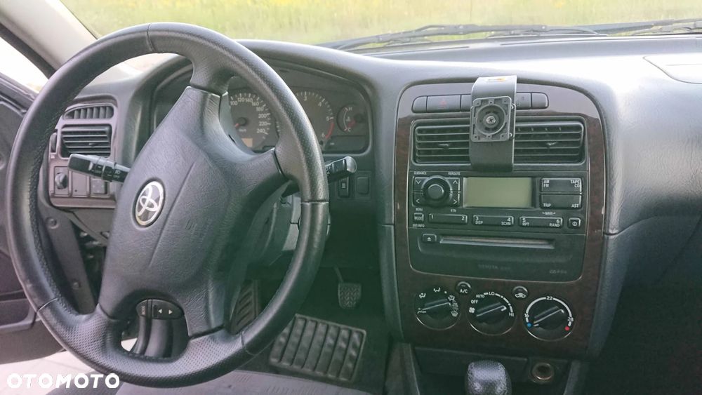 Toyota Avensis 2.0 D-4D Sol - 13