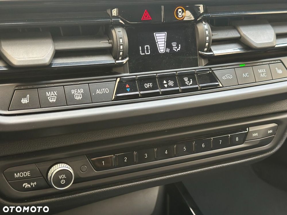 BMW Seria 1 116i M Sport - 23