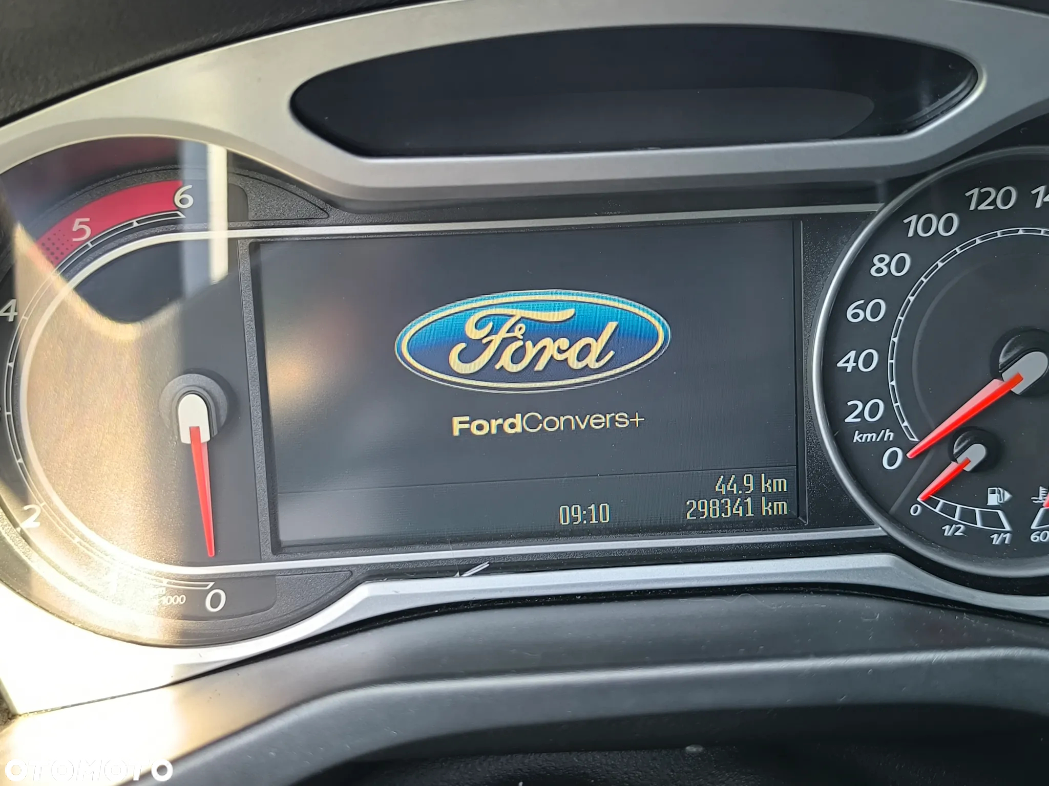Ford Mondeo - 8