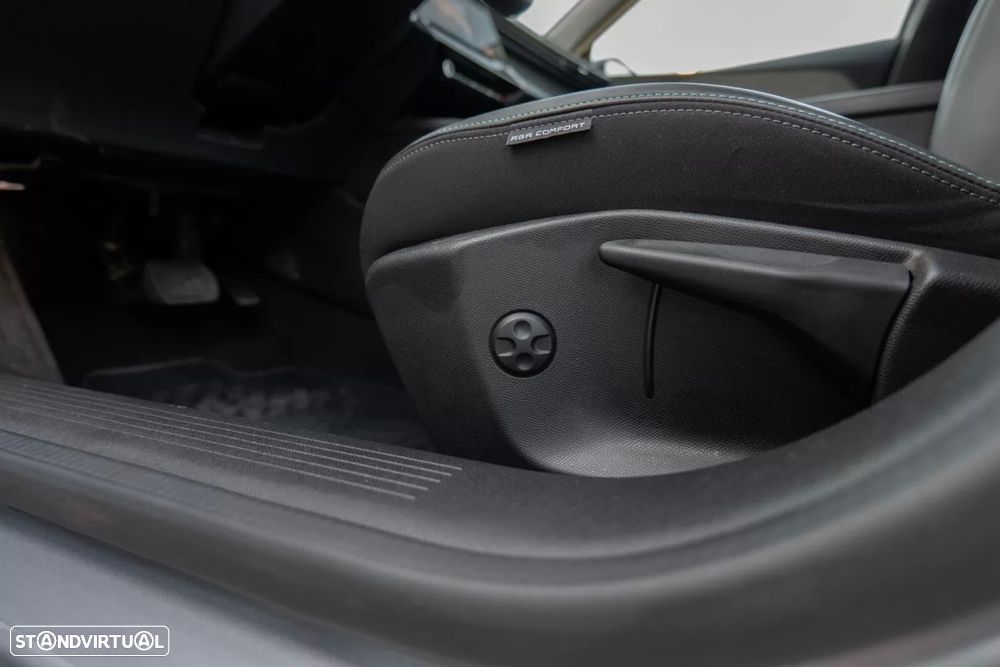 Peugeot 308 SW 1.6 Hybrid Allure Pack e-EAT8 - 14