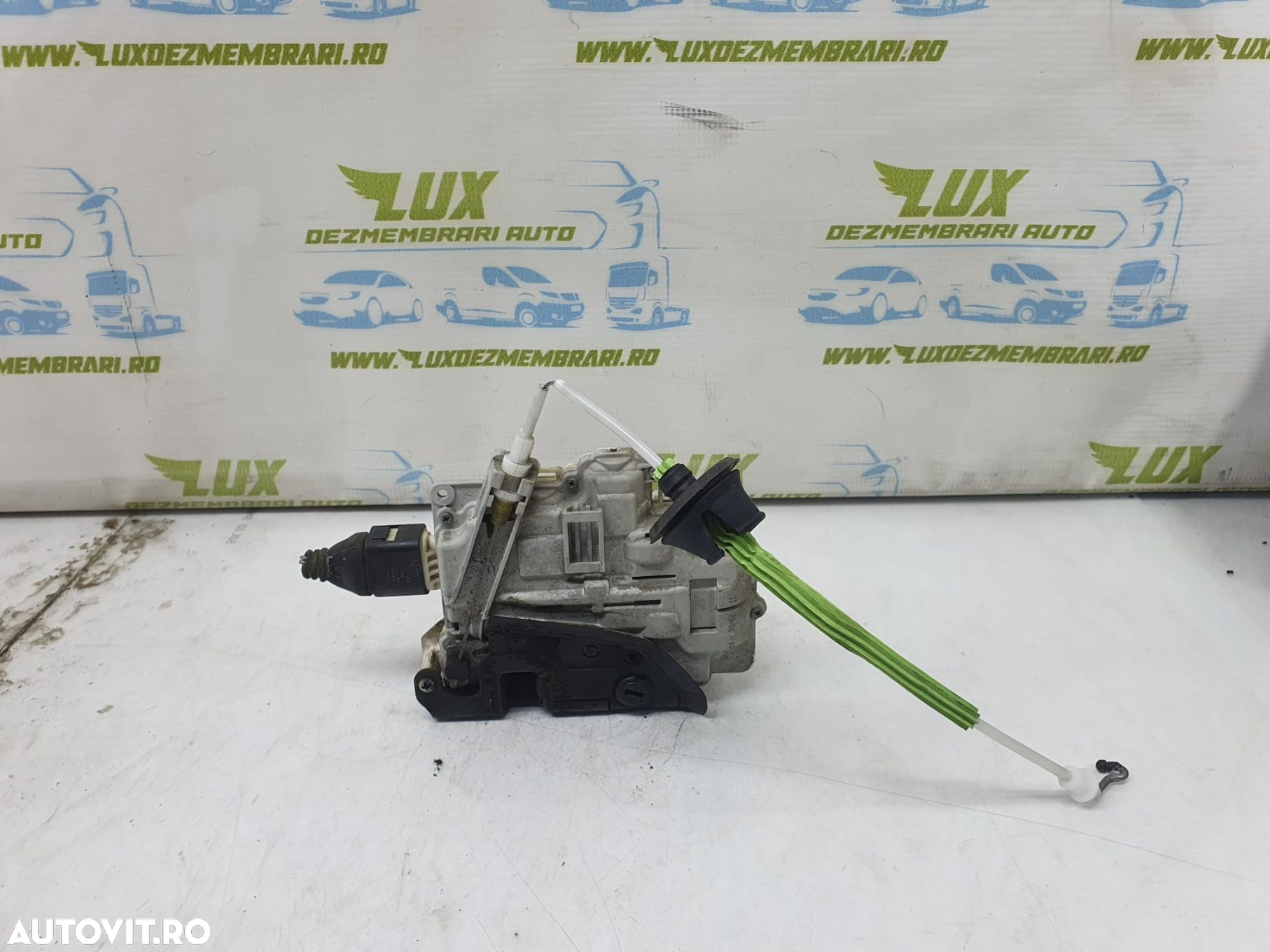 Broasca usa dreapta spate 4f0839016 Audi A6 4F/C6 - 3