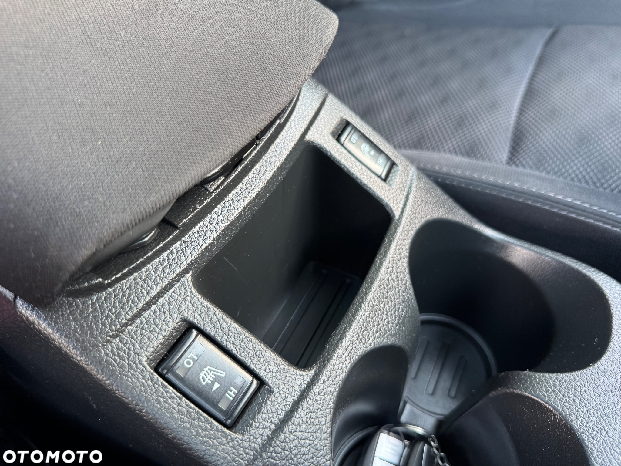 Nissan Qashqai - 25