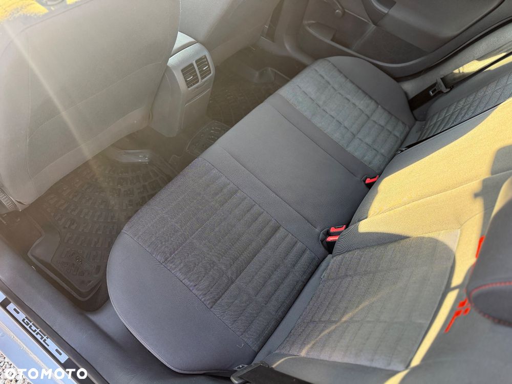 Volkswagen Golf 1.9 TDI Goal - 18