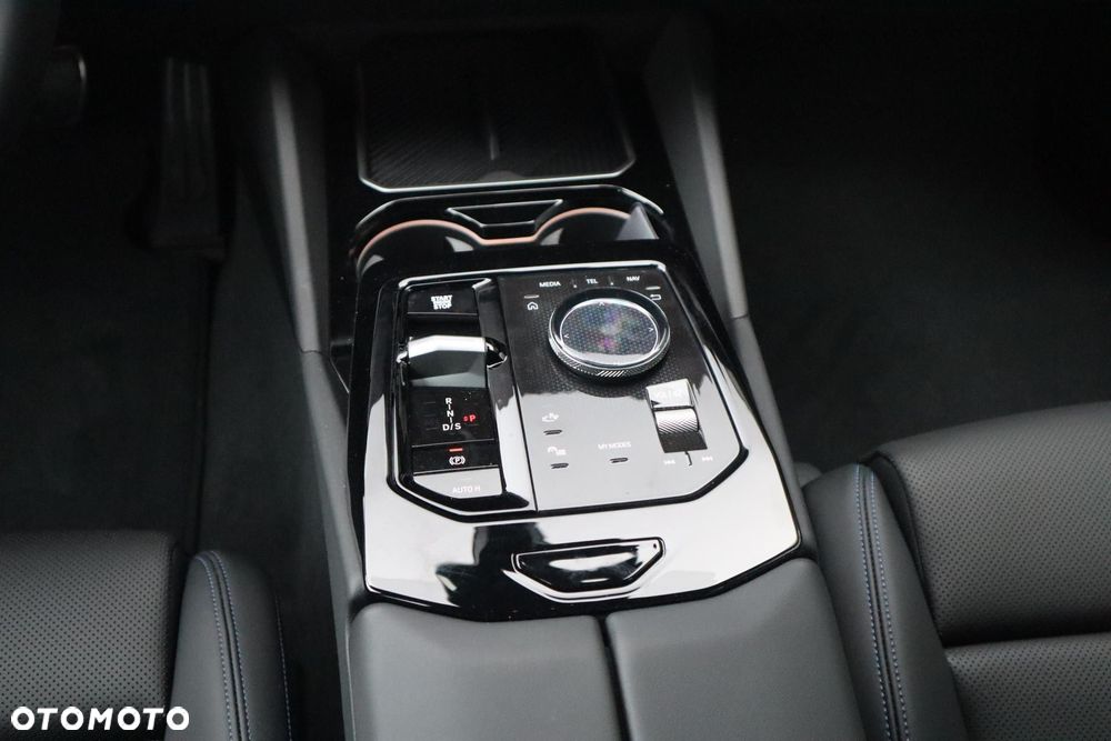 BMW Seria 5 520i - 19