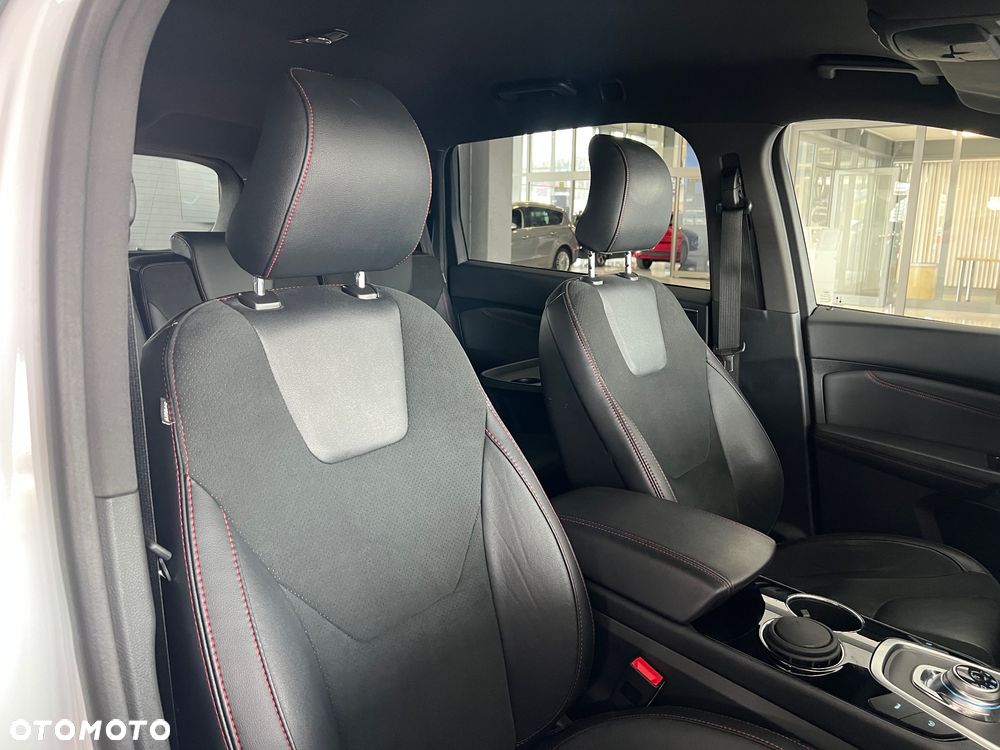 Ford S-Max 2.0 EcoBlue ST-Line - 38