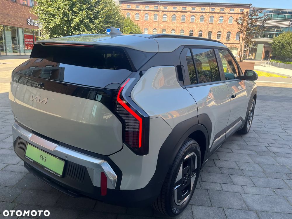 Kia EV3 58.3kWh Earth - 6