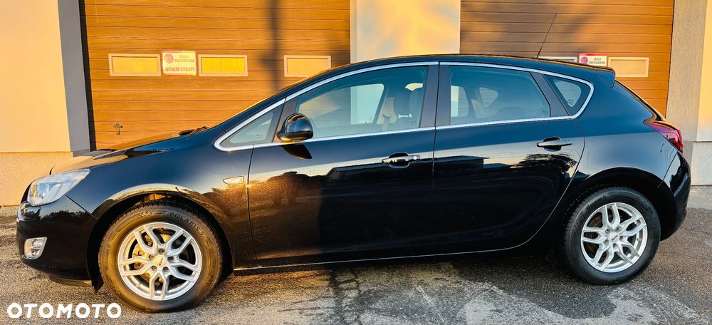 Opel Astra - 10