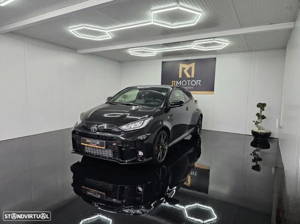 Toyota GR Yaris WRC Triple Edition - 2