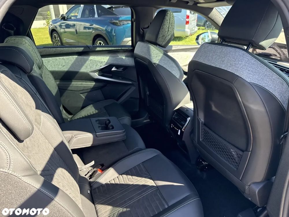 Peugeot 5008 - 16