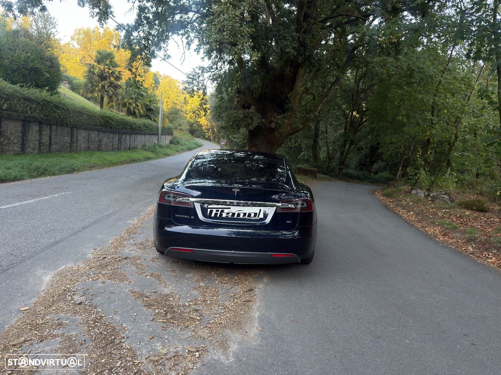 Tesla Model S 85 Perfomance - 4