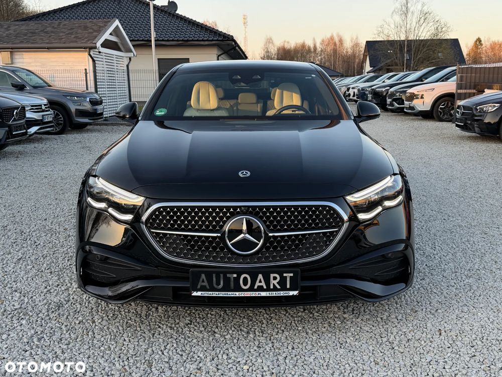Mercedes-Benz Klasa E 400e 4Matic 9G-TRONIC - 2