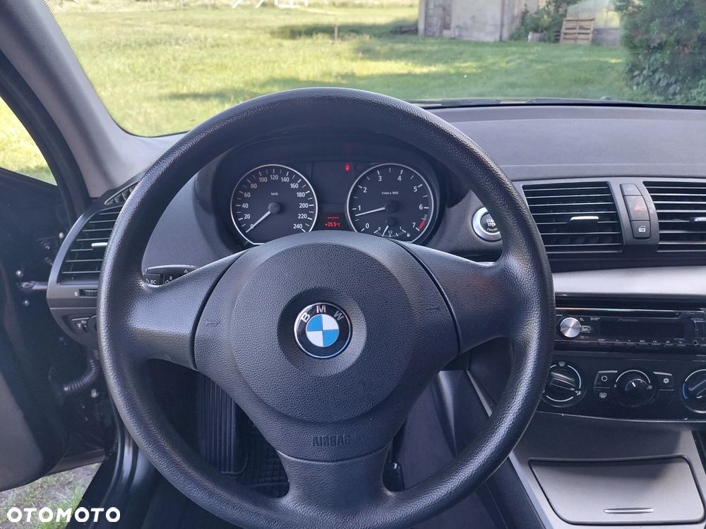 BMW Seria 1 - 16