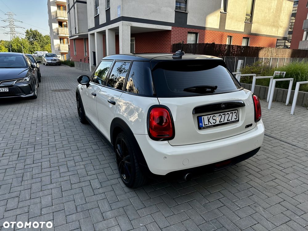 MINI Cooper Standard - 4