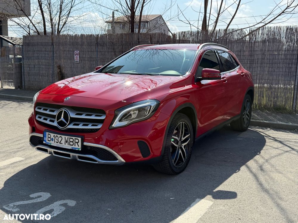 Mercedes-Benz GLA 200 d 4MATIC Aut. - 1