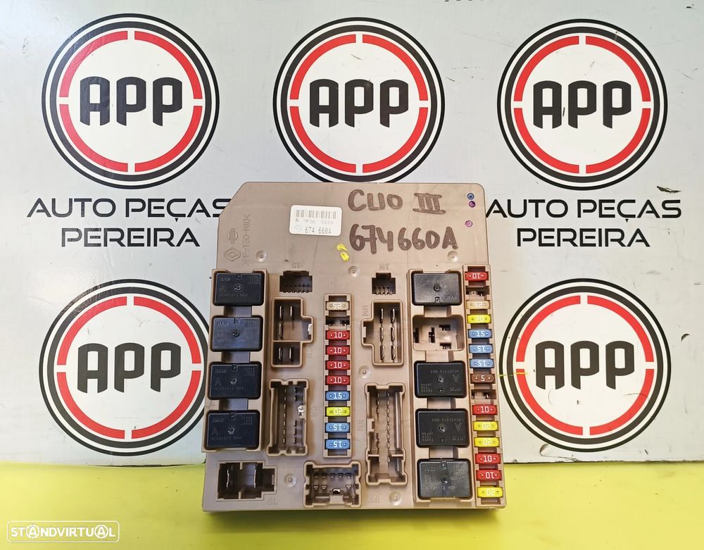 Módulo Fusíveis Renault Clio 3, refªs: 902446A, 902663A e 356231D. - 3