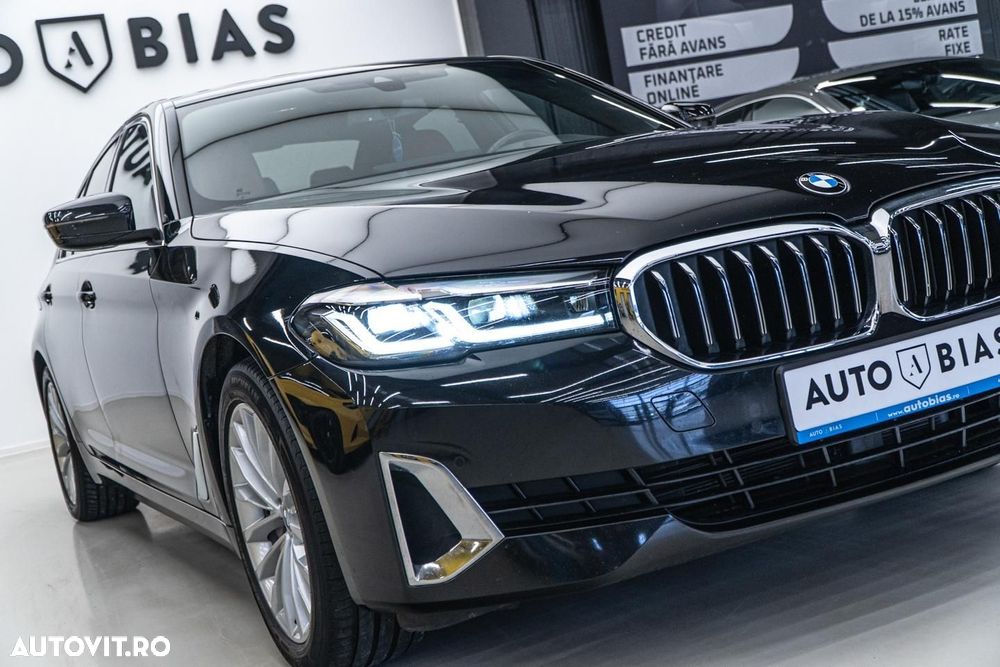 BMW Seria 5 530e Aut. Luxury Line - 29