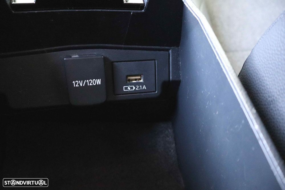 Toyota Corolla Touring Sports 1.8 Hybrid Comfort+P.Sport - 31