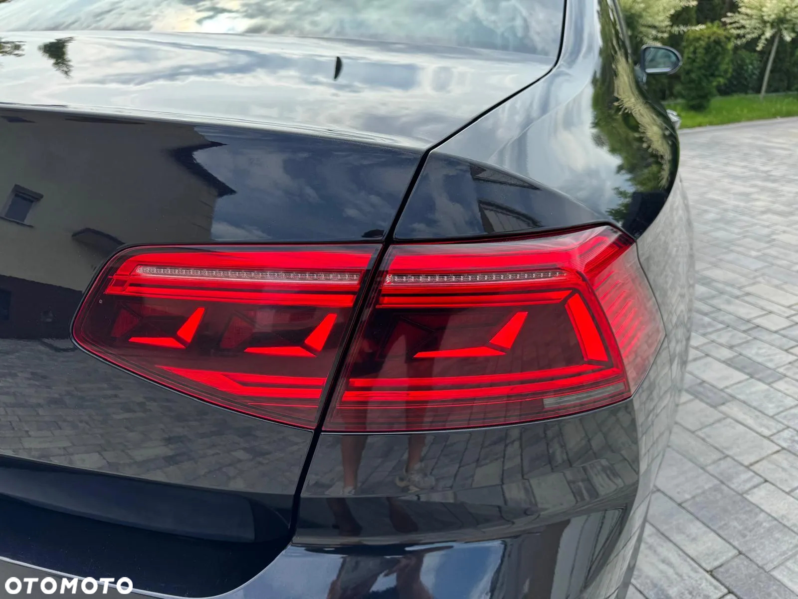 Volkswagen Passat 2.0 TSI Elegance DSG - 8