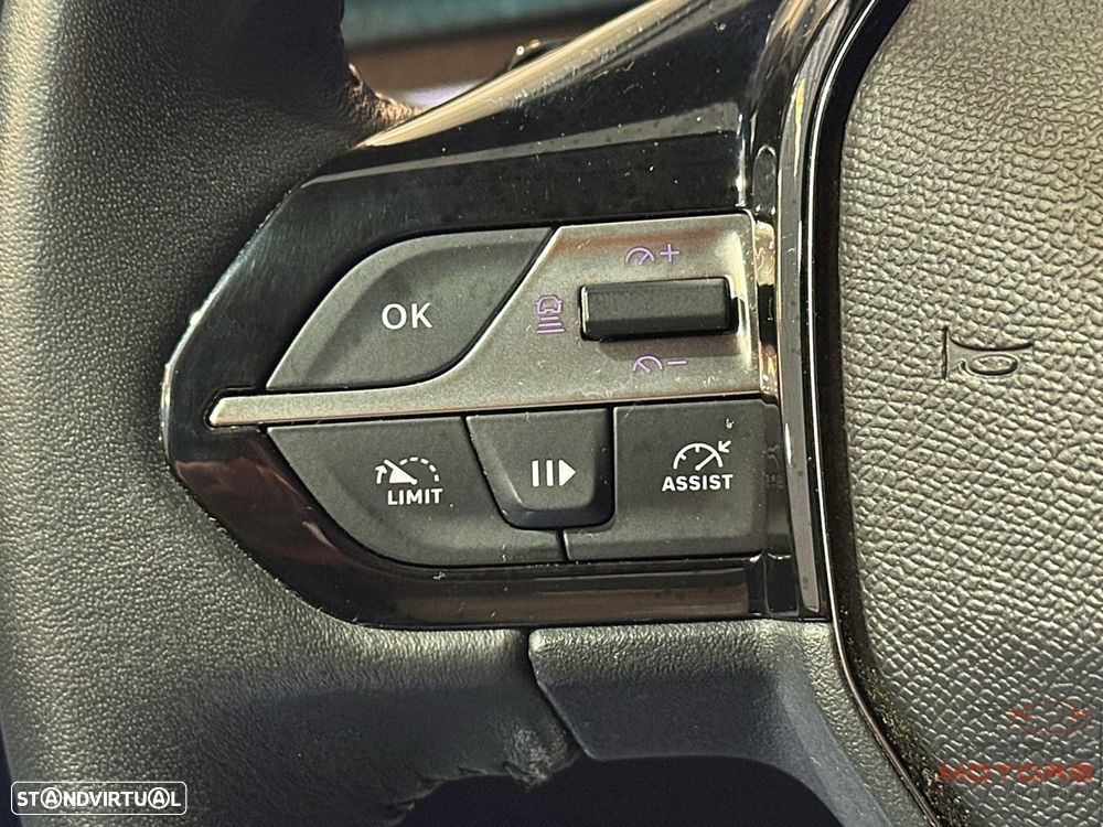 Peugeot 308 SW 1.2 PureTech Allure Pack EAT8 - 23