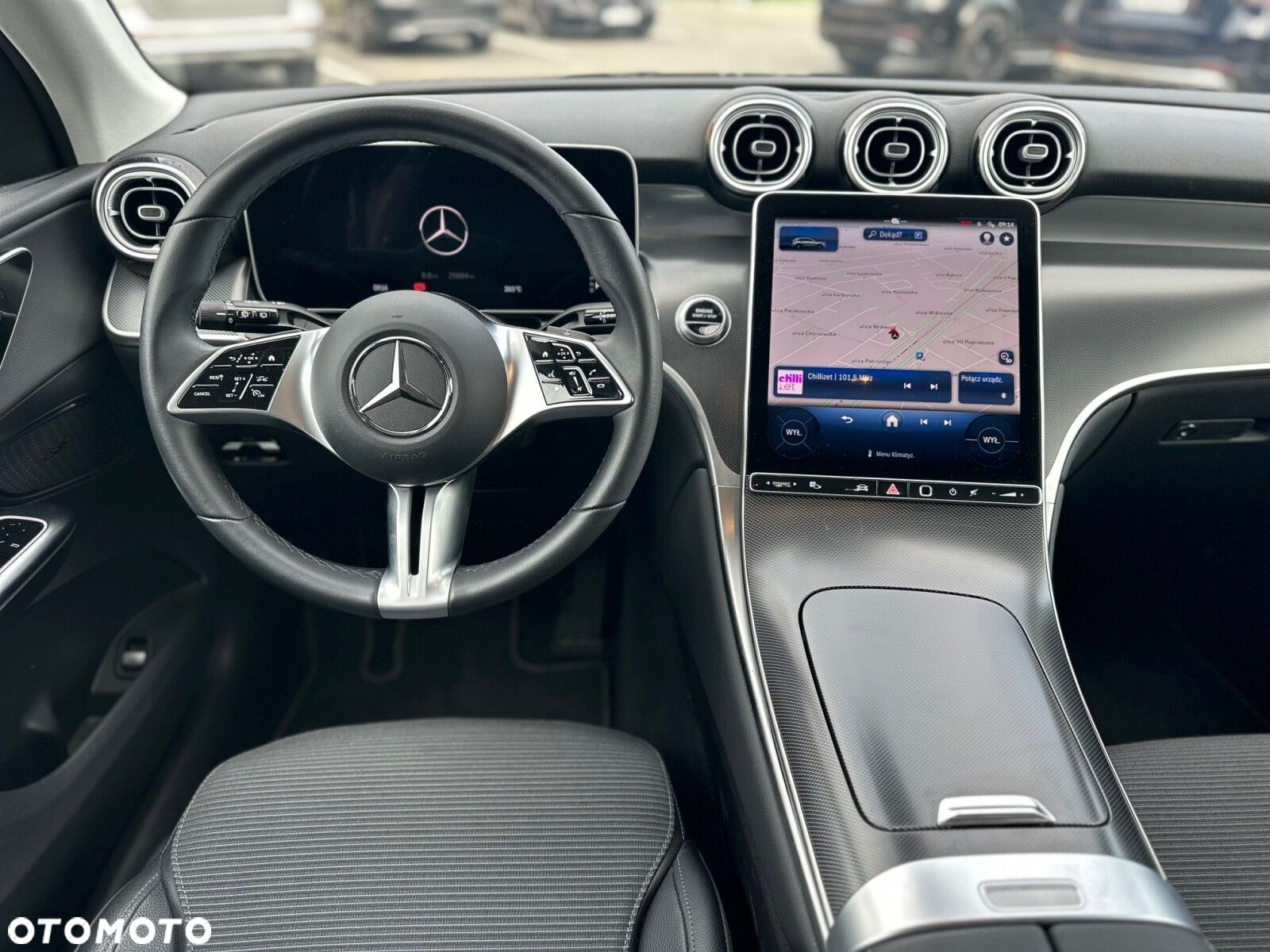 Mercedes-Benz GLC - 9