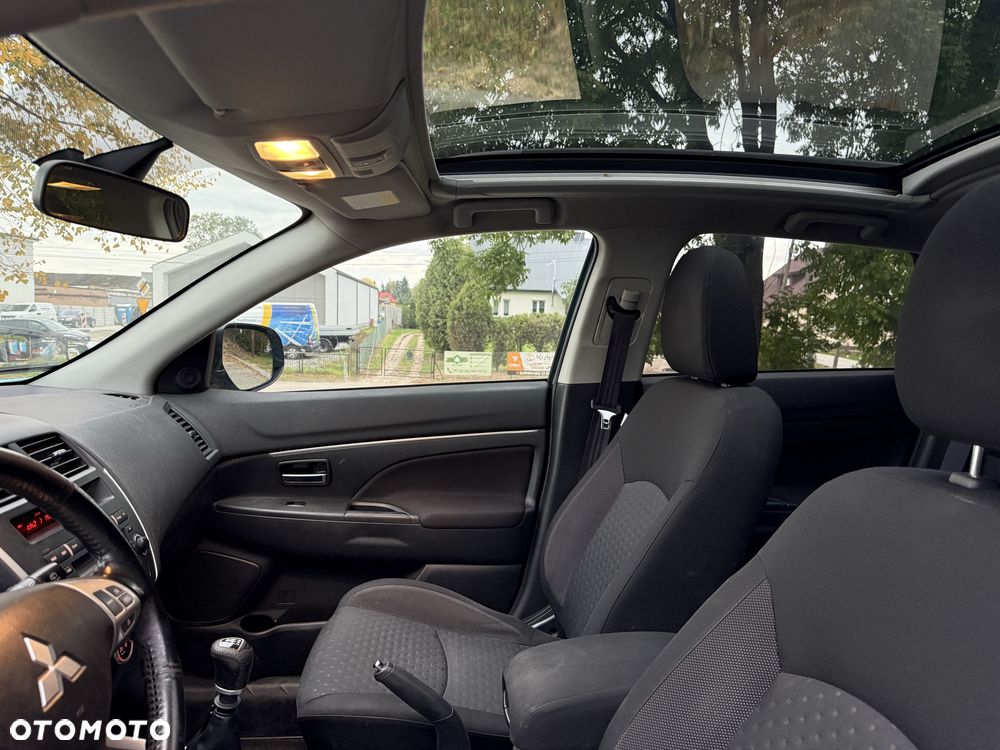 Mitsubishi ASX - 8