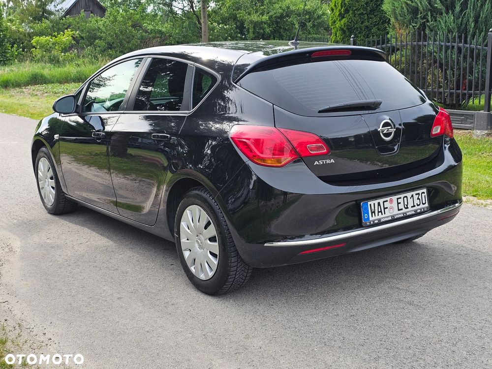 Opel Astra - 26