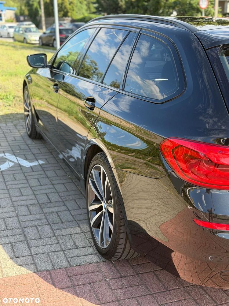 BMW Seria 5 520d xDrive - 3