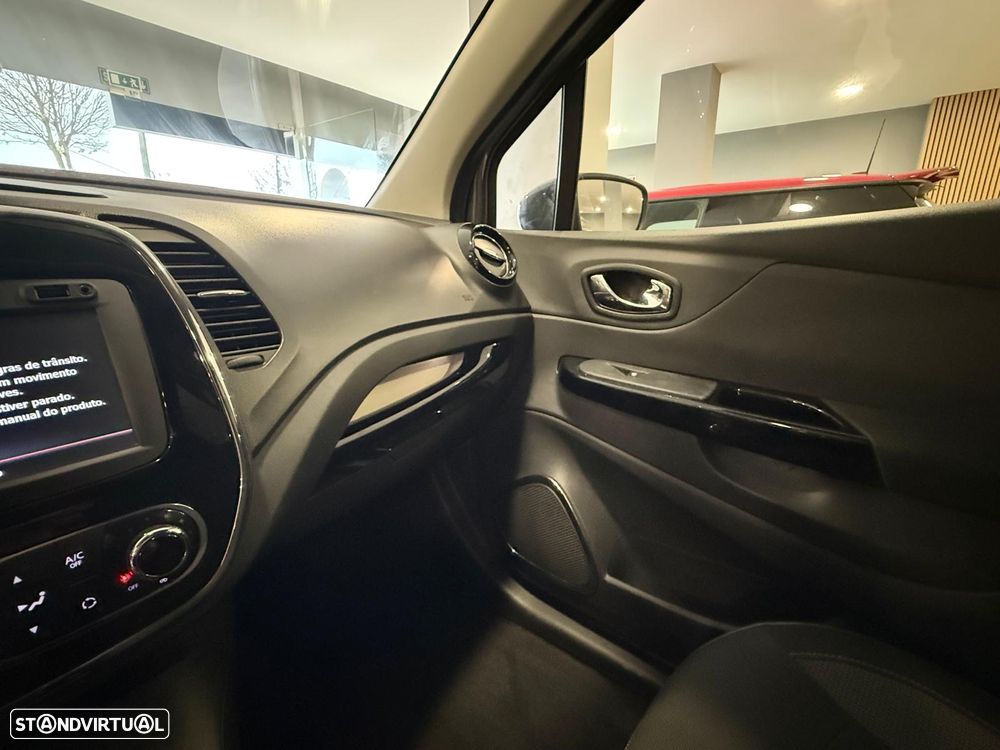Renault Captur 0.9 TCE - 7