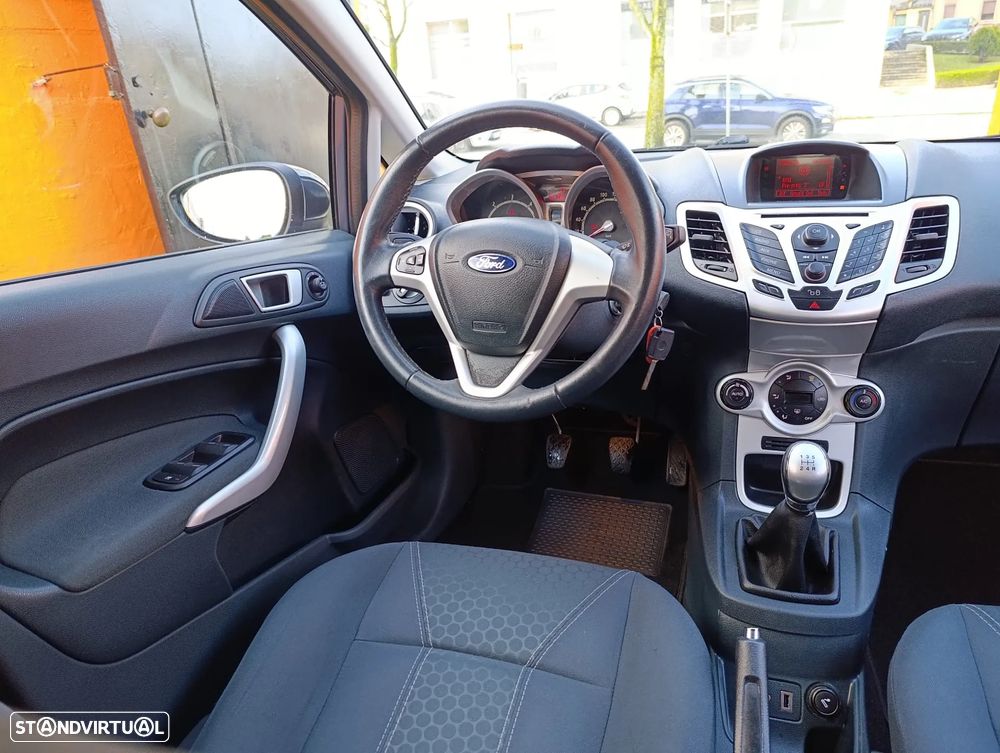 Ford Fiesta 1.4 TDCI Titanium - 7