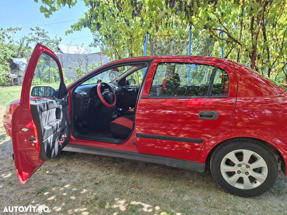 Opel Astra Classic 1.4i - 11