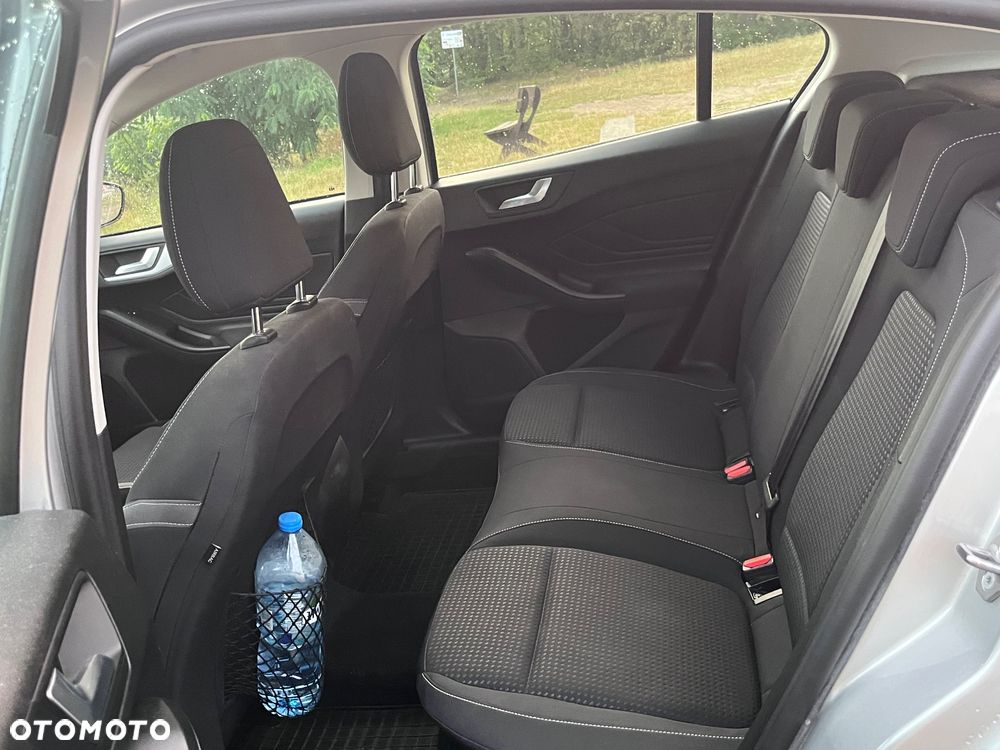 Ford Focus 1.5 TDCi SYNC Edition - 10