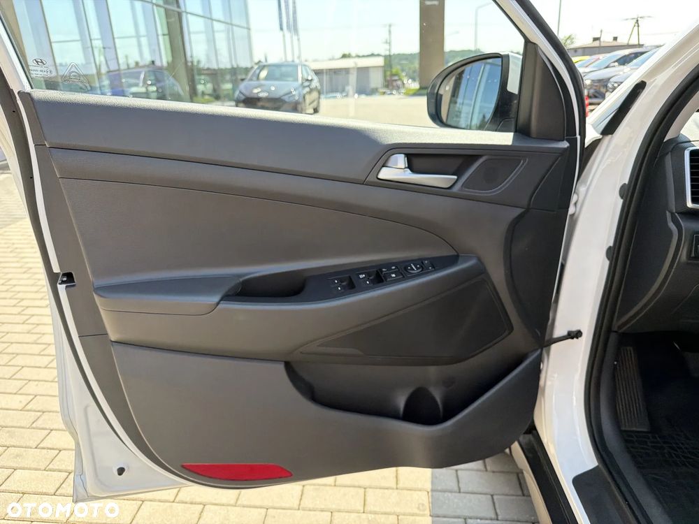 Hyundai Tucson 1.6 GDI BlueDrive Classic 2WD - 12