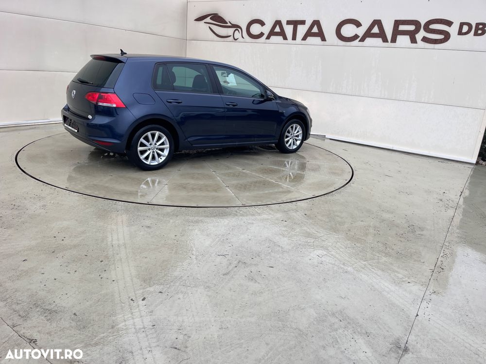 Volkswagen Golf 1.2 TSI BMT Comfortline - 16