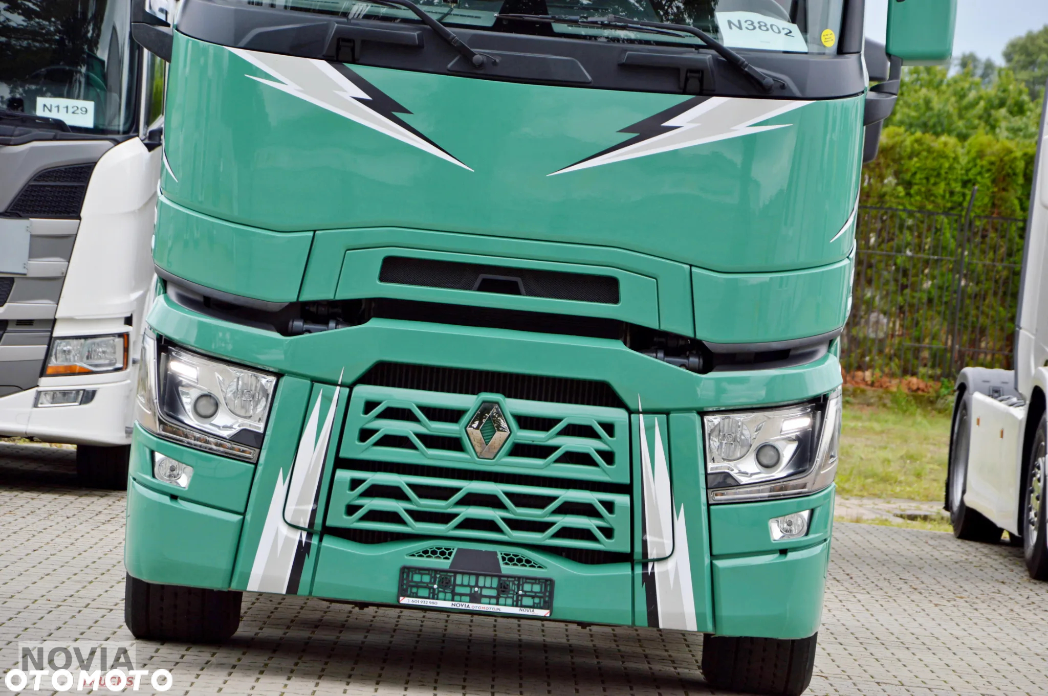 Renault T 520 | NAJBOGATSZA OPCJA | RETARDER VOITH | KLIMA POSTOJOWA | 2 ZBIORNIKI | 2 ŁÓŻKA | MIĘDZYOSIE - 4