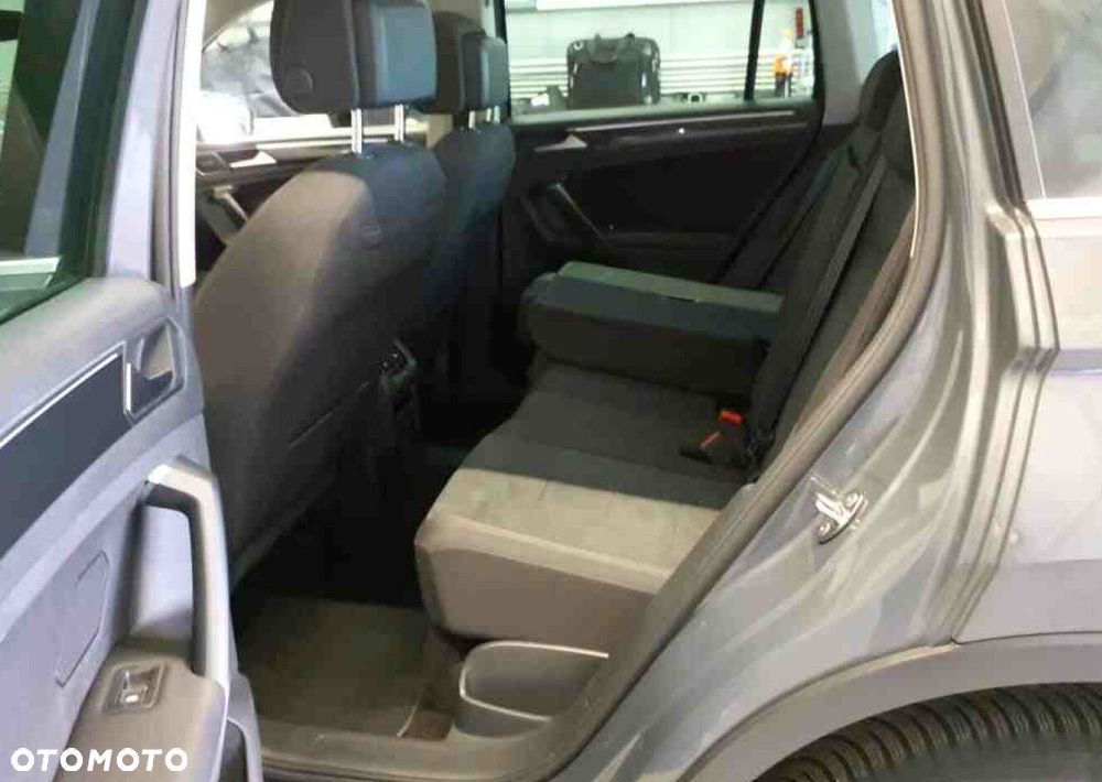 Volkswagen Tiguan - 6